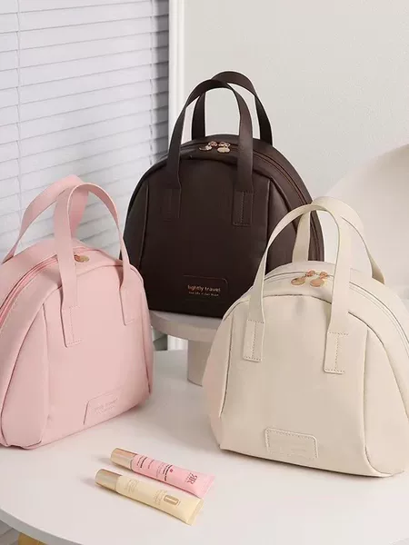 2026 New Shell PU Vintage Makeup Bag for Women, Large Capacity, Fashionable, High-end, Portable Travel Skincare Storage Bag