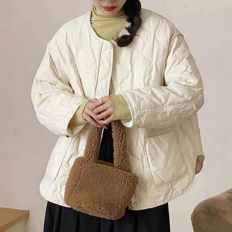 平湖羽绒服冬季女装新款外套冬装女式短款高品质女款批发