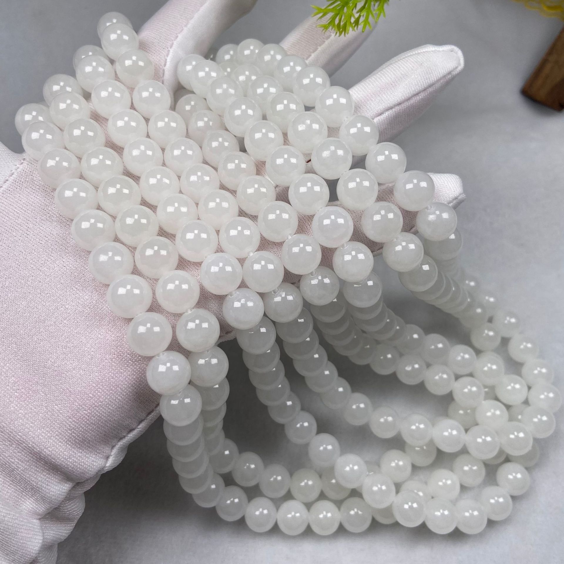Wholesale Supply of Natural Hetian White Jade Round Bead Necklace 10mm Retro Round Bead Single Bead with Hetian White Jade Mother Chain