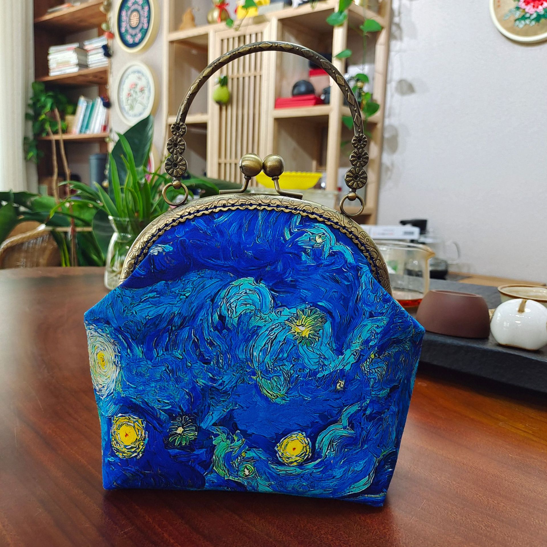 Nuevo estilo creativo hecho a mano diy billetera boca bolsa de oro bolsa de almacenamiento de material auto-bordado bolsa de patchwork bolsa de mensajero