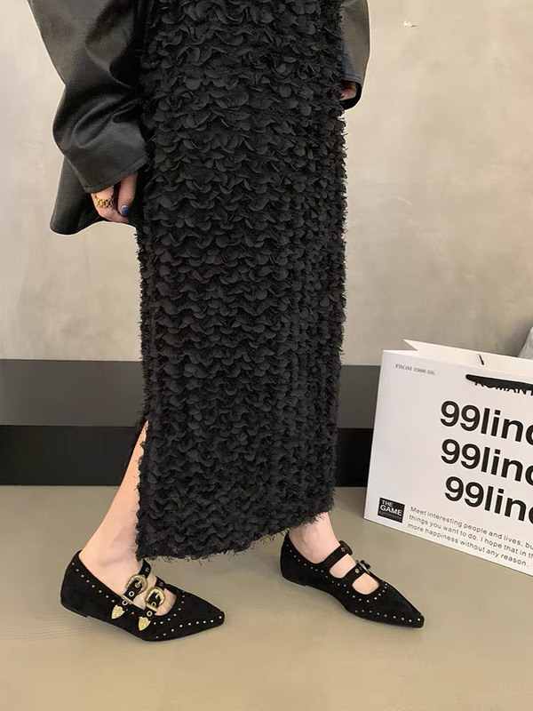 复古尖头浅口内增高玛丽珍单鞋女2025秋款铆钉皮带扣绒面平底单鞋|undefined