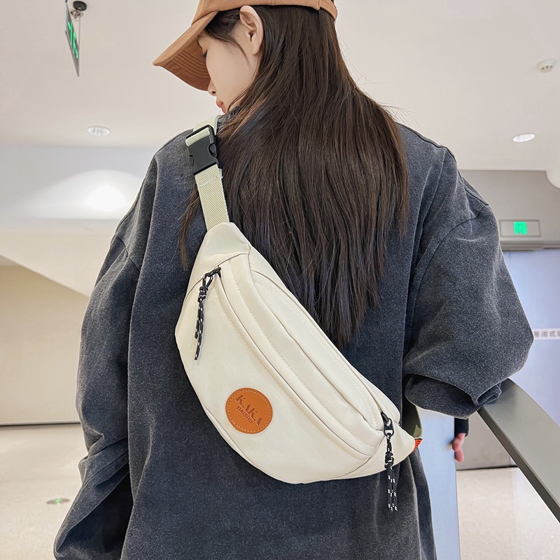 2023 bolsa de pecho de pareja simple bolsa de mensajero estudiante de moda bolsa de moda de color sólido compras viajes ins mismo bolso de pecho de moda