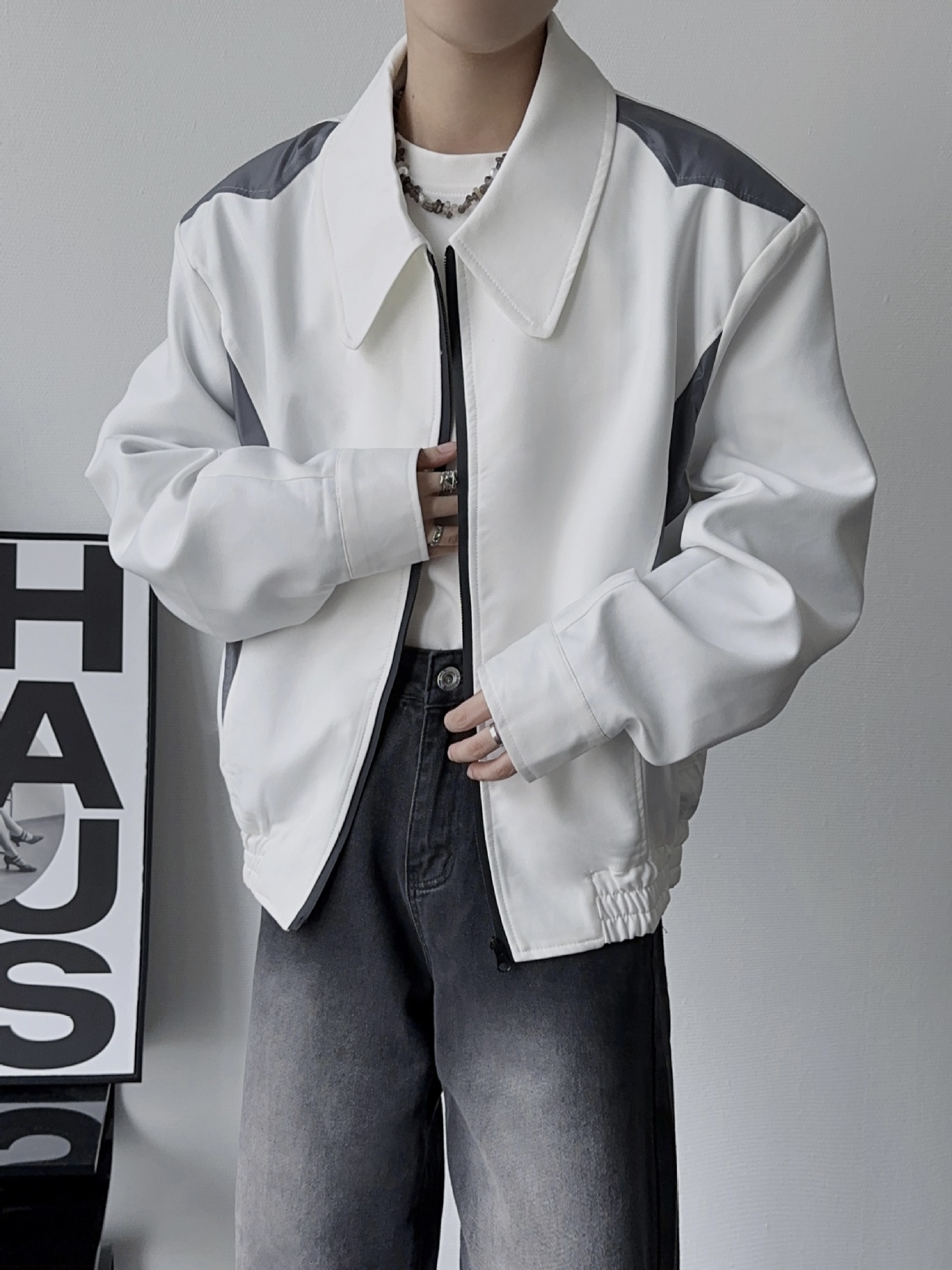 Men's Casual Jacket Lapel Long Sleeved Loose Rugged Style_voghion.com