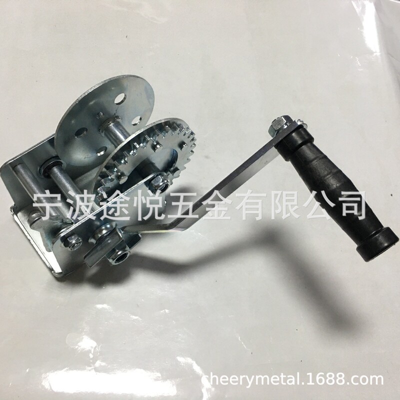 メーカーは600LBSのトレーラーのウインチを供給しています。|undefined
