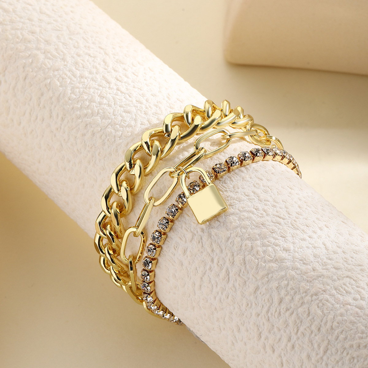 hot Selling Small Product, Light Luxury And Cool Style Bracelet For Girls, High End Multi Layer Bracelet Set_voghion.com