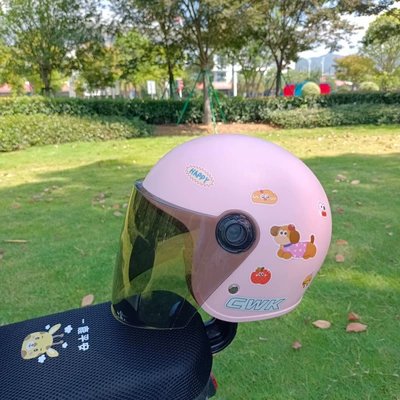 Motosiklet kaskı (dəbilqə): Safety Helmet for 1-8 Years - light-pink-tea-length-happy-dog-winter-helmet-for-1-8-years-old