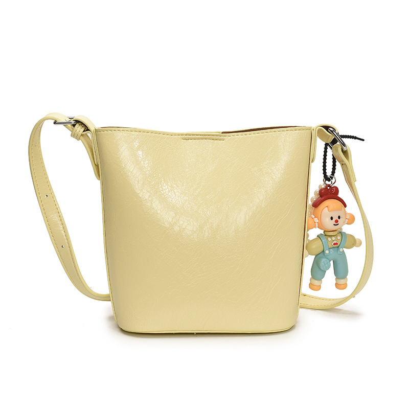 Bolso de cubo de tendencia simple y de alto nivel para mujer 2025 nuevo bolso de hombro casual de moda bolso de mensajero de cercanías