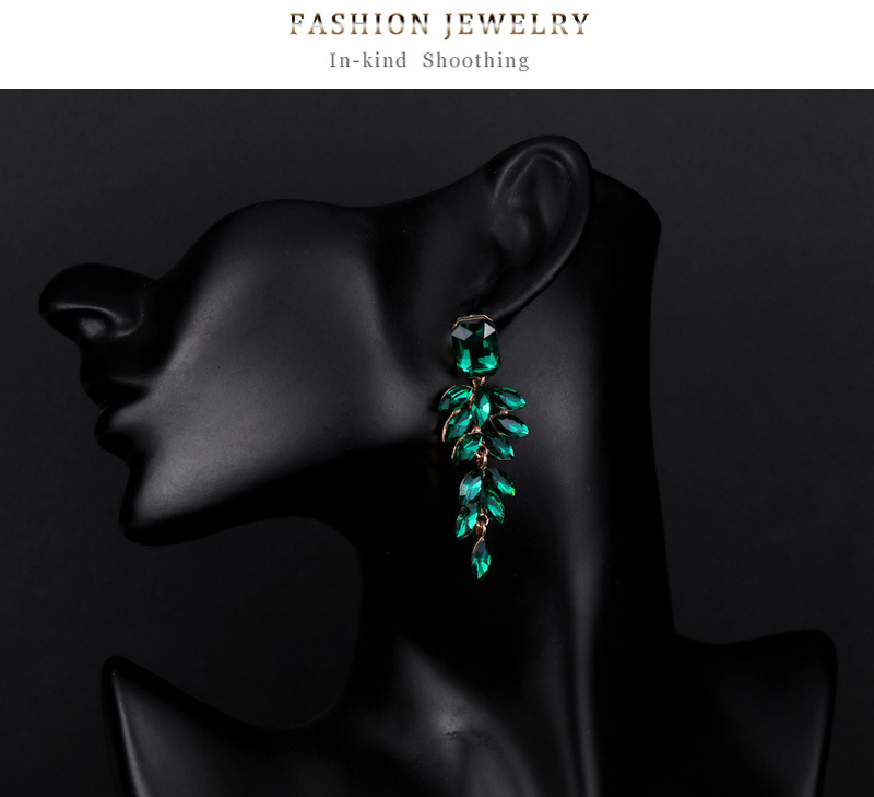 1 Pair Elegant Glam Leaf Inlay Alloy Rhinestones Glass Drop Earrings display picture 3