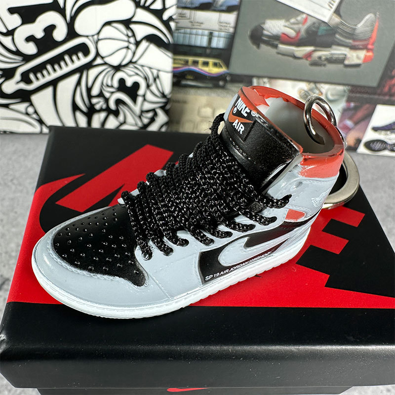 111.silver gray black + box