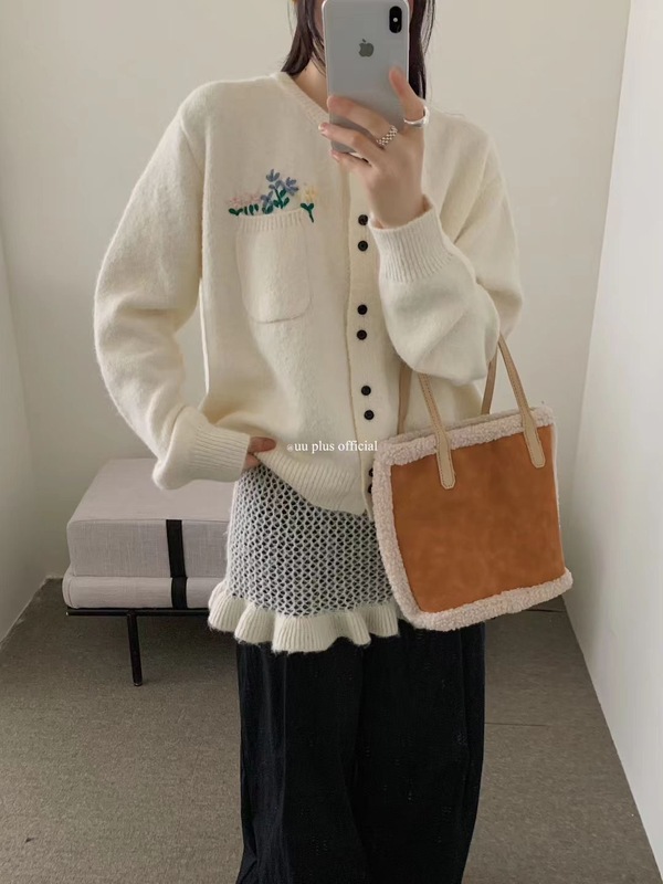韩系慵懒风刺绣花朵针织开衫女秋季新款高级感宽松软糯毛衣外套|undefined
