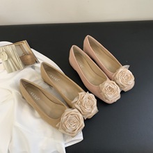 2024新款圆头绒面玫瑰花朵粗中跟浅口玛丽珍通勤职业OL女单鞋