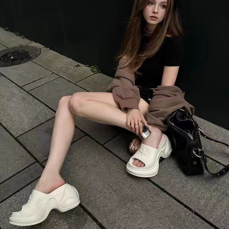 크로스플라워 9 cm 여성뮬슬리퍼형샌들