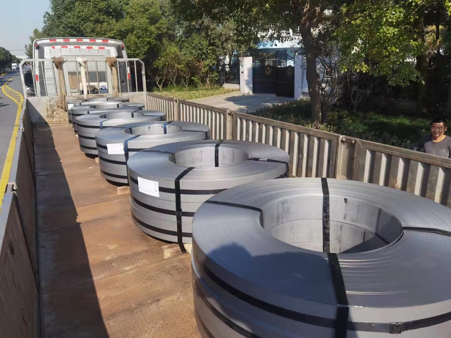 【】厂家直销彩钢板 彩钢卷 彩涂板 TDC51D+Z 可覆膜定尺开平