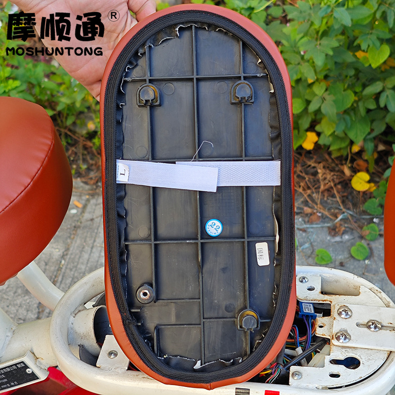 Front and Rear Seat Electric Car Sun Protection and Waterproof Seat Cushion Cover New National Standard Rear Seat Cover Battery Car Leather Seat Cushion Cover Backrest Cover