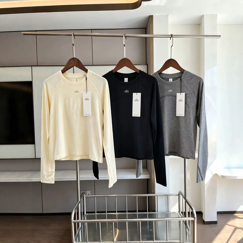 2026 Autumn Collection: Effortless AlO Solid Color Slim-Fit Long-Sleeve Yoga T-Shirt, Simple and Slimming Crew Neck Base Layer, Wholesale