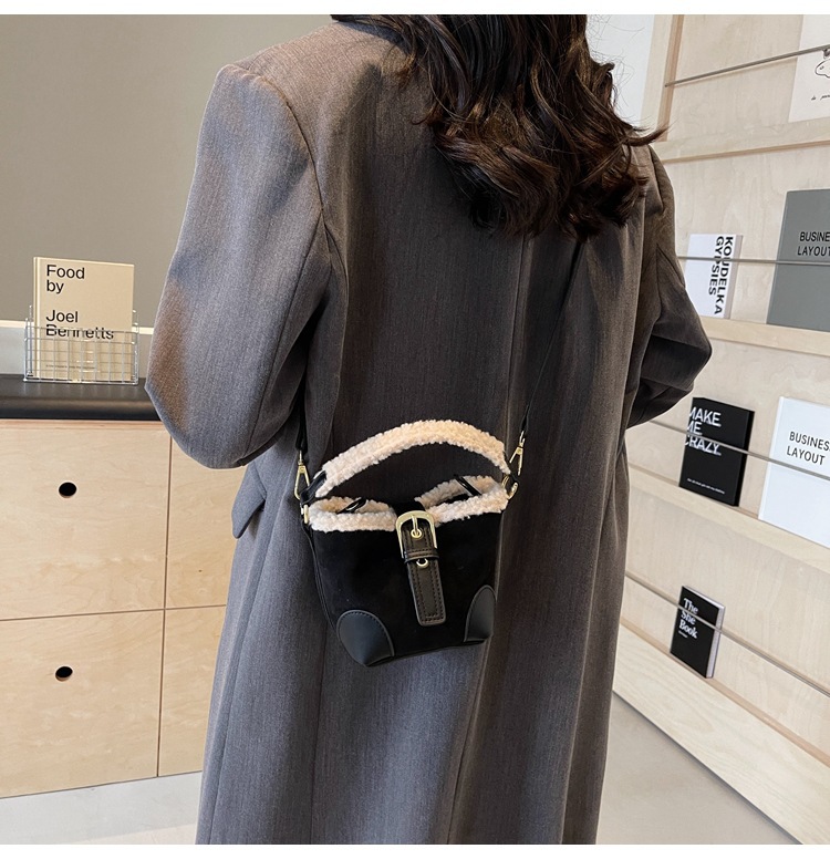 Lambskin mini bucket bag, Maillard suede retro handbag, 2024 new style, single-shoulder crossbody handbag undefined