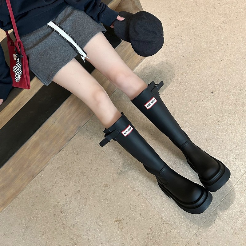 潮不南~户外红色雨靴女2025新款圆头厚底高筒骑士靴不过膝长筒靴|undefined