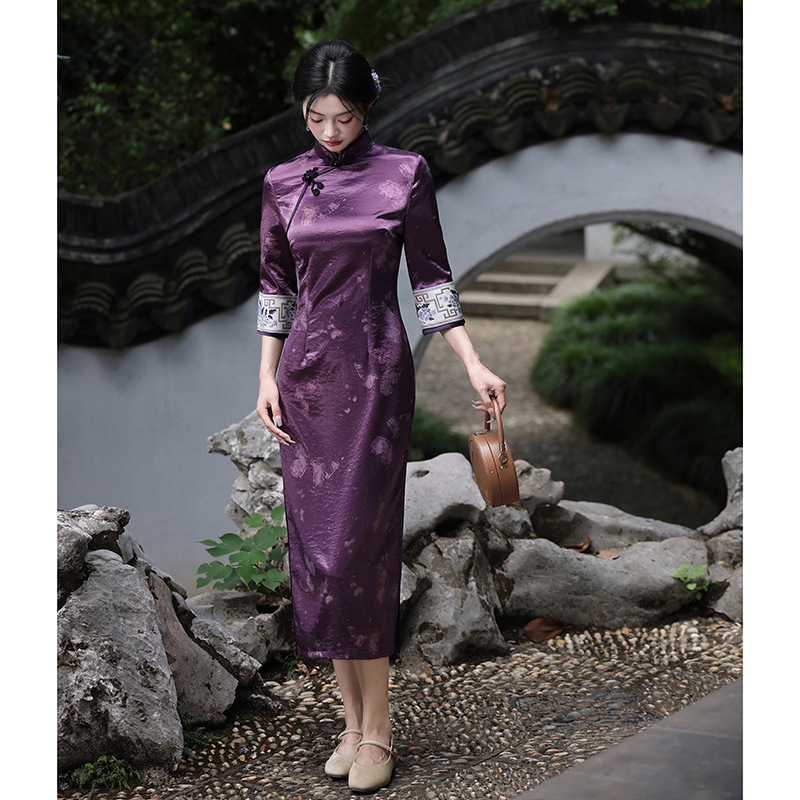 Red Eyes 2025 Spring and Autumn New Double-Sided Satin Cheongsam Dress Three-Quarter Sleeve Long Daily Improved Cheongsam Dress