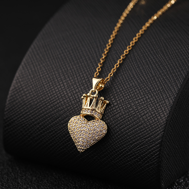 Fashion Heart Shape Crown Copper Plating Inlay Zircon Pendant Necklace 1 Piece