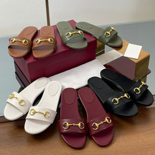 高版百搭真皮提花凉拖鞋女沙滩一字拖外穿平底马衔扣拖鞋帆布时尚