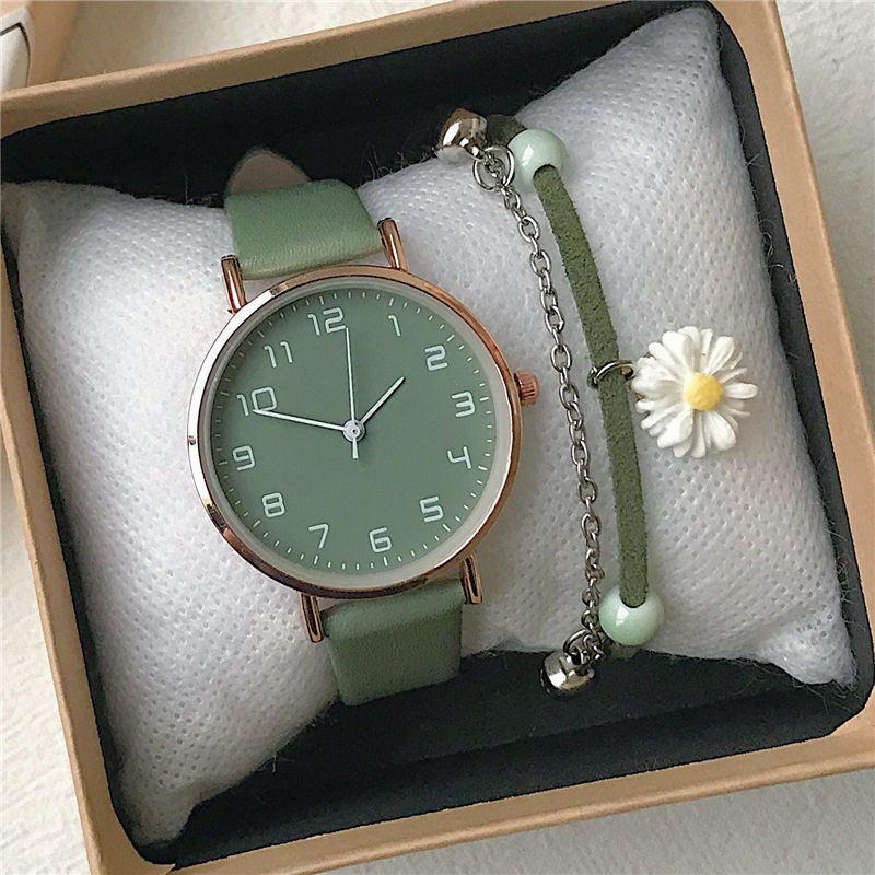 Green Watch for Female Students Exam Literary Simple Elegant Junior High School Students Retro White Forest Style Versatile Quartz Watch for Women Green Watch for Female Students Exam Literary Simple Elegant Junior High School Students Retro White Forest Style Versatile Quartz Watch for Women