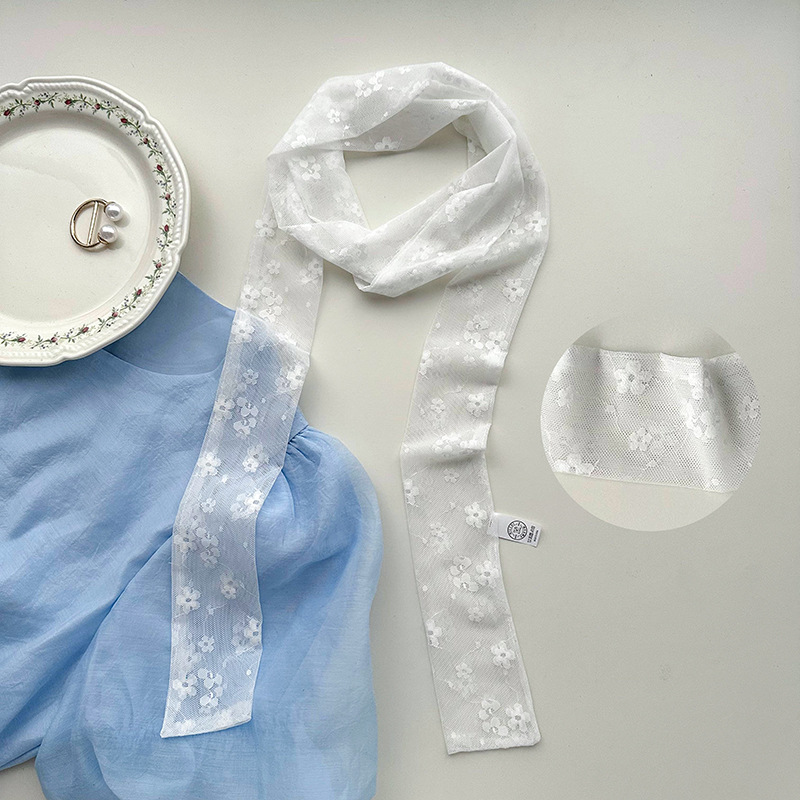 Pequeña flor blanca