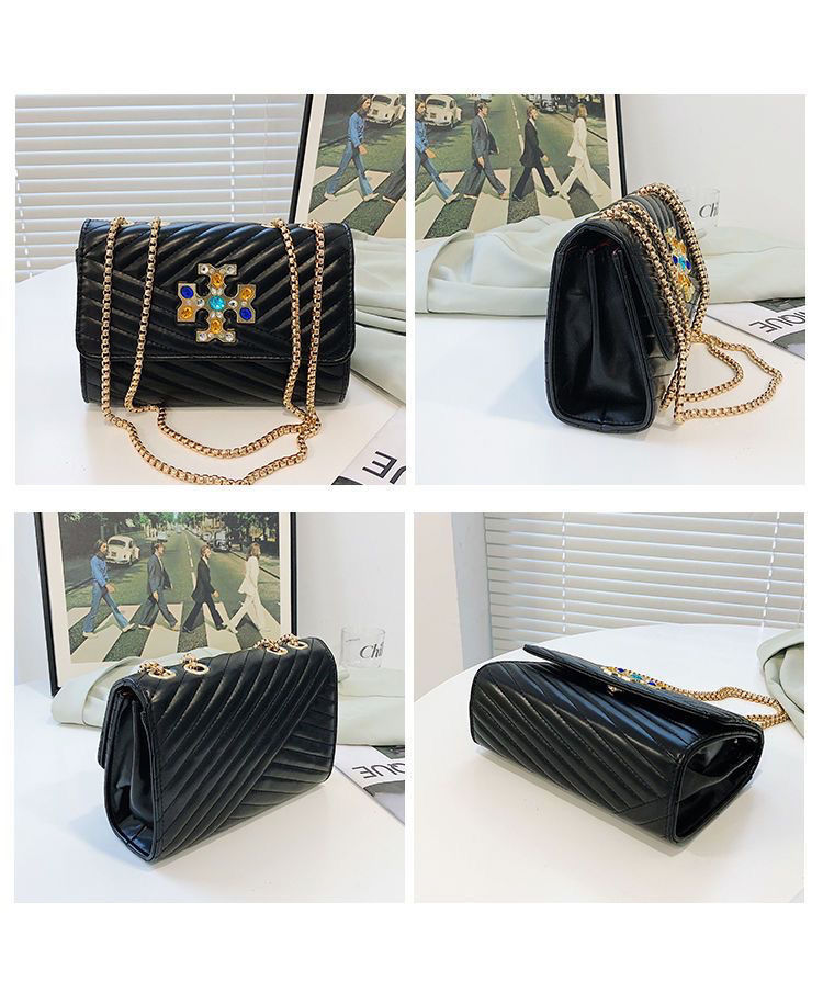 Nuova borsa a quadri con catena di alta bellezza da donna 2023 con motivo mini pecora incastonata di diamanti su una spalla_voghion.com