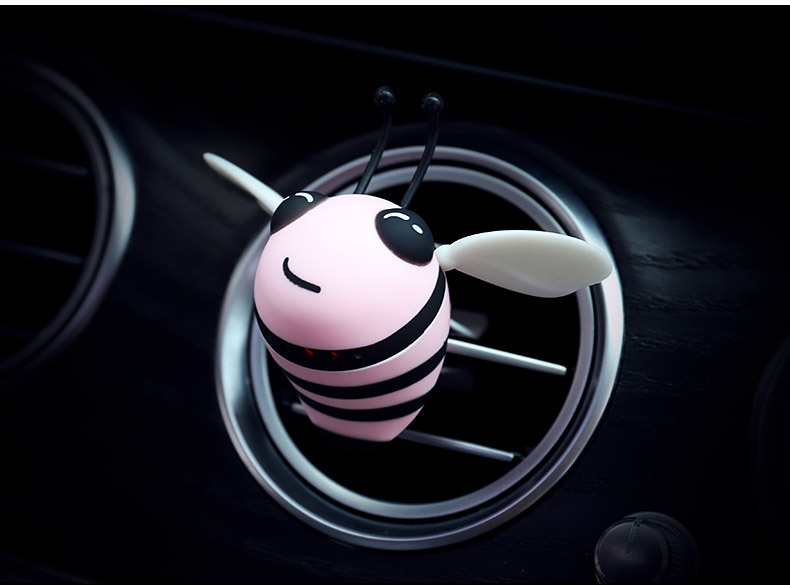 Car Cartoon Perfume Little Bee Fragrance Light Scent Air Vent Perfume Car Air Conditioning Aroma Diffuser Decoration