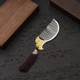 发簪;耳钉;项圈