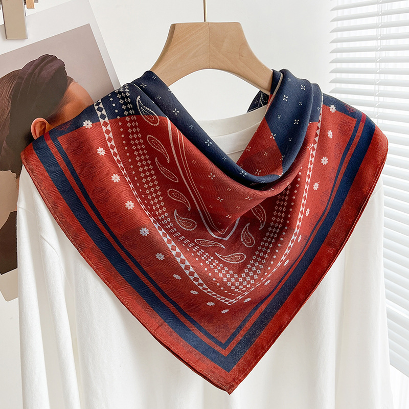 다이아몬드 작은 캐슈넛-블루와 레드