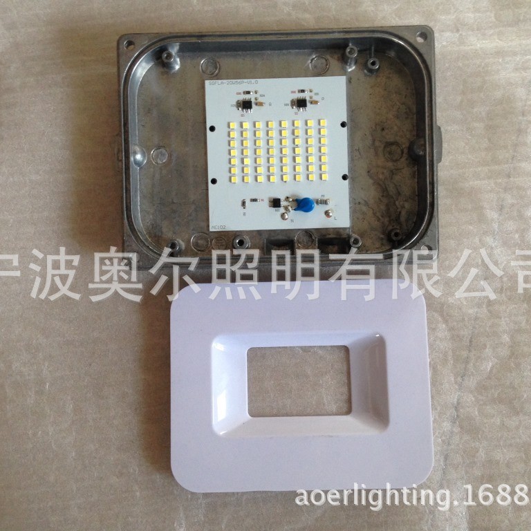 Cross-border driverless 220V chip 20W floodlight 2835 SMD light source board