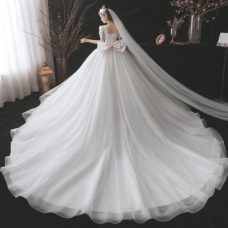 Vestido de novia estilo francés 2026, nuevo modelo, estilo corte vintage de princesa con gran cola y efecto adelgazante. image 7