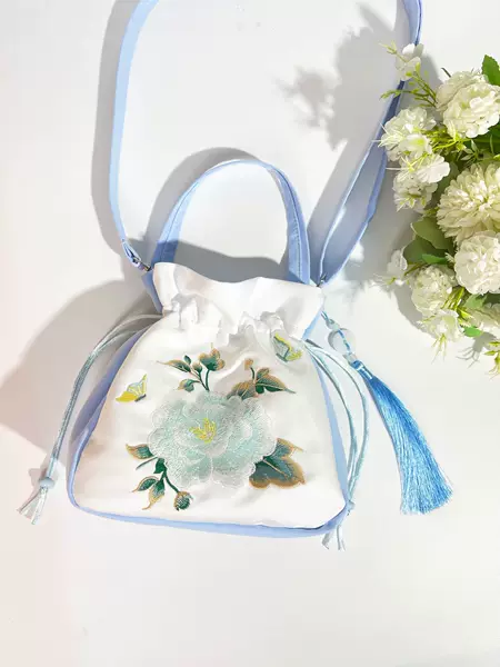 Spring Matching Embroidered Hanfu Crossbody Bag Antique Style Bag Artistic Tassel National Style Casual All-match Cheongsam Bag Large Capacity