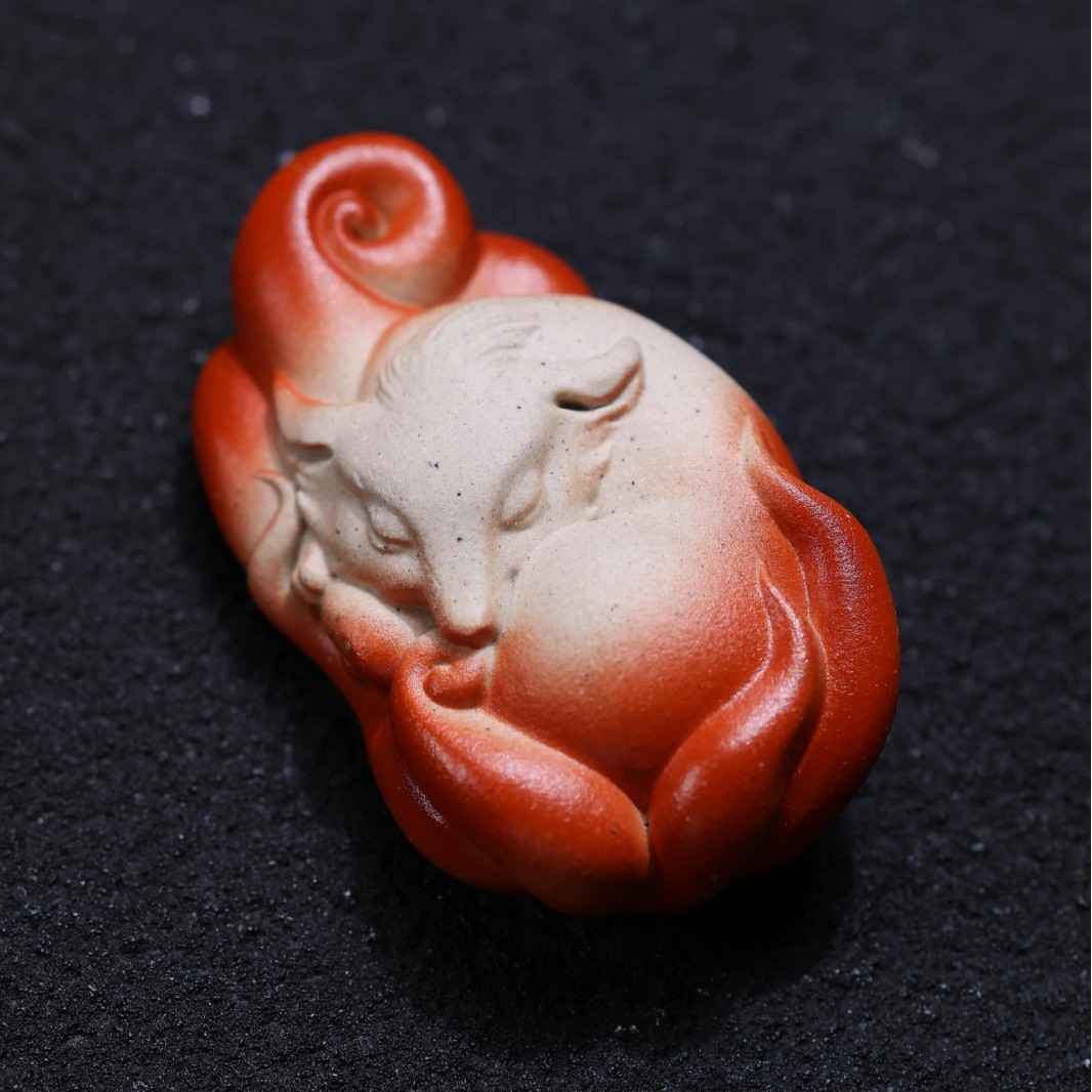宜兴九尾狐紫砂茶宠摆件个性创意可茶养茶玩紫砂配件招财狐狸摆件