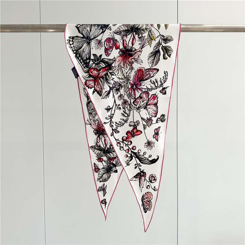 다이아몬드 핑크 나비