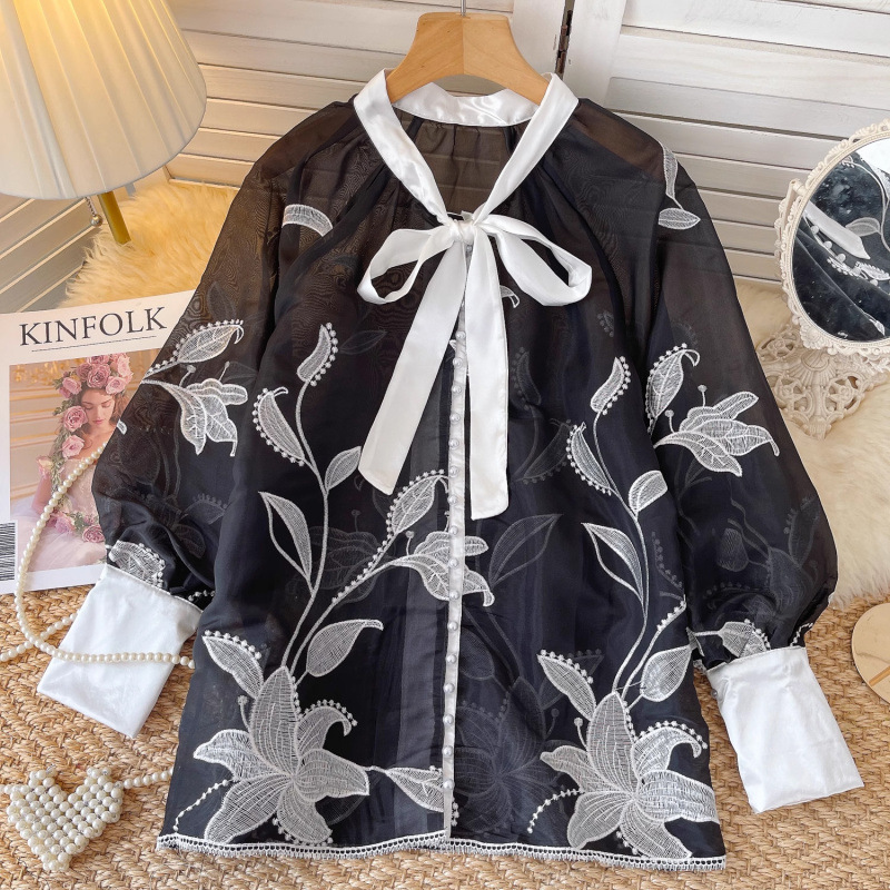 Damenbekleidung Damenoberteile neue Nische schwere Stickerei Schnürung Perlenknöpfe loses Netzhemd_voghion.com