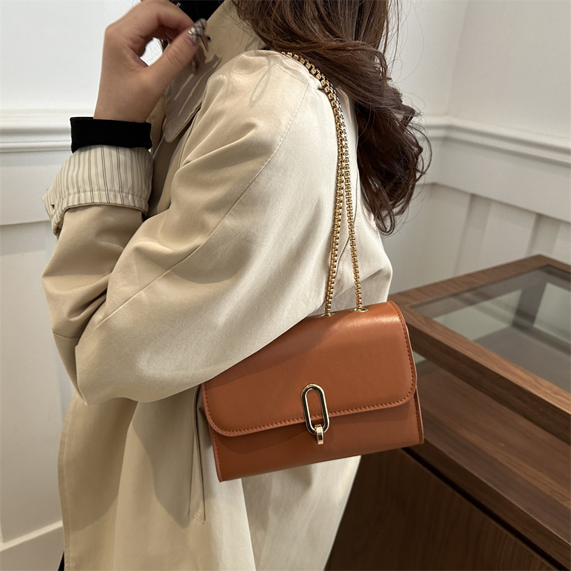 Textura bolso pequeño bolso femenino 2024 moda nueva moda color sólido bolso cuadrado pequeño estilo occidental simple bolso de mensajero de un solo hombro