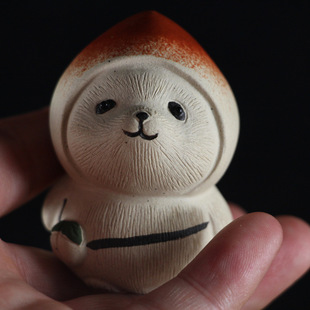 Purple sand tea pet Panda small ornaments small longevity peach cover tray creative tea play handmade peach Pier tea set accessories furnishings