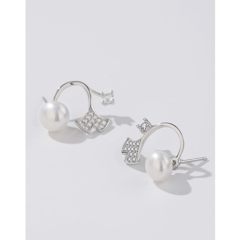 925 plata esterlina perlas de agua dulce nicho femenino diseño de alta calidad de pendientes de perlas de piedra de silicio dos pendientes