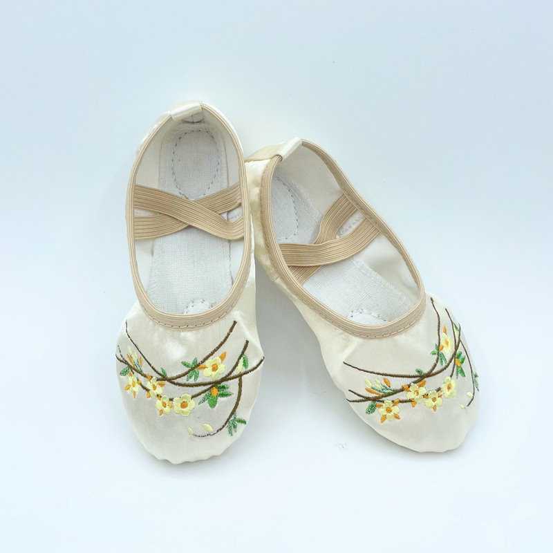 Champagne Satin Dance Shoes with Osmanthus and Han Dynasty Ballet Shoes for Adults and Girls Performance Shoes Catwalk