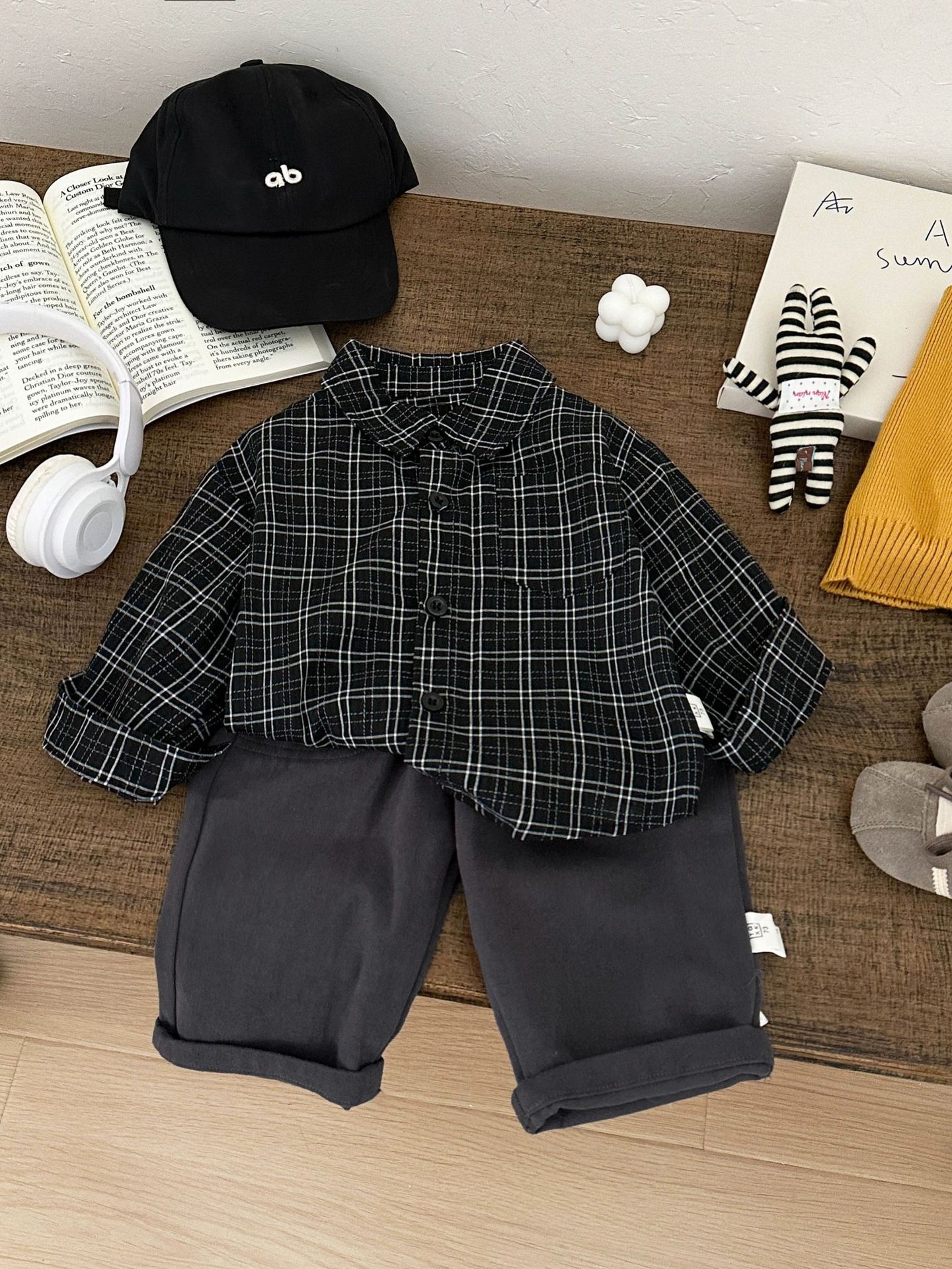 Primavera temprana para los niños sen camisa retrógrada primavera y otoño para bebés coreanos con camisa de moda abrigada