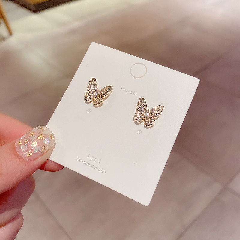 Korean Simple Zircon Micro-inlaid Butterfly Earrings display picture 2