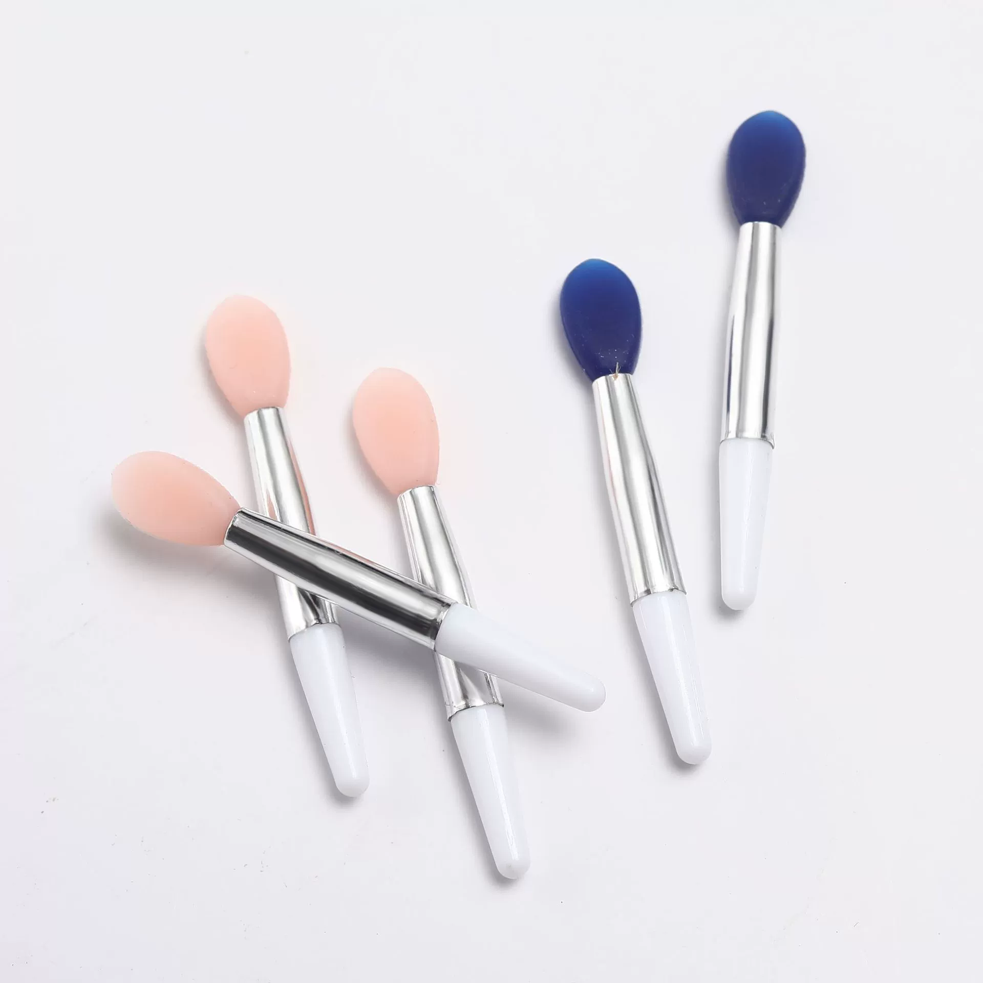 Silicone small lip mask, handheld lipstick, brush, easy application