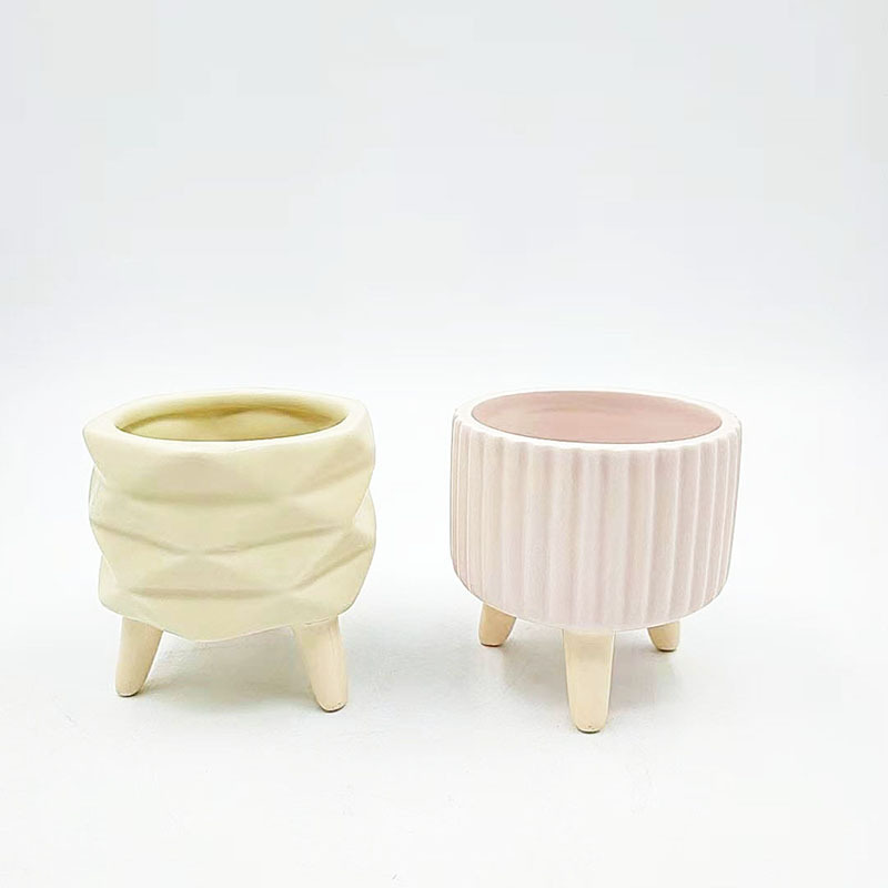 Nordic ins Sencillo, creativo, personalidad, rayas, pies, girasol, maceta, cerámica, plantas verdes, flores en maceta, trompeta