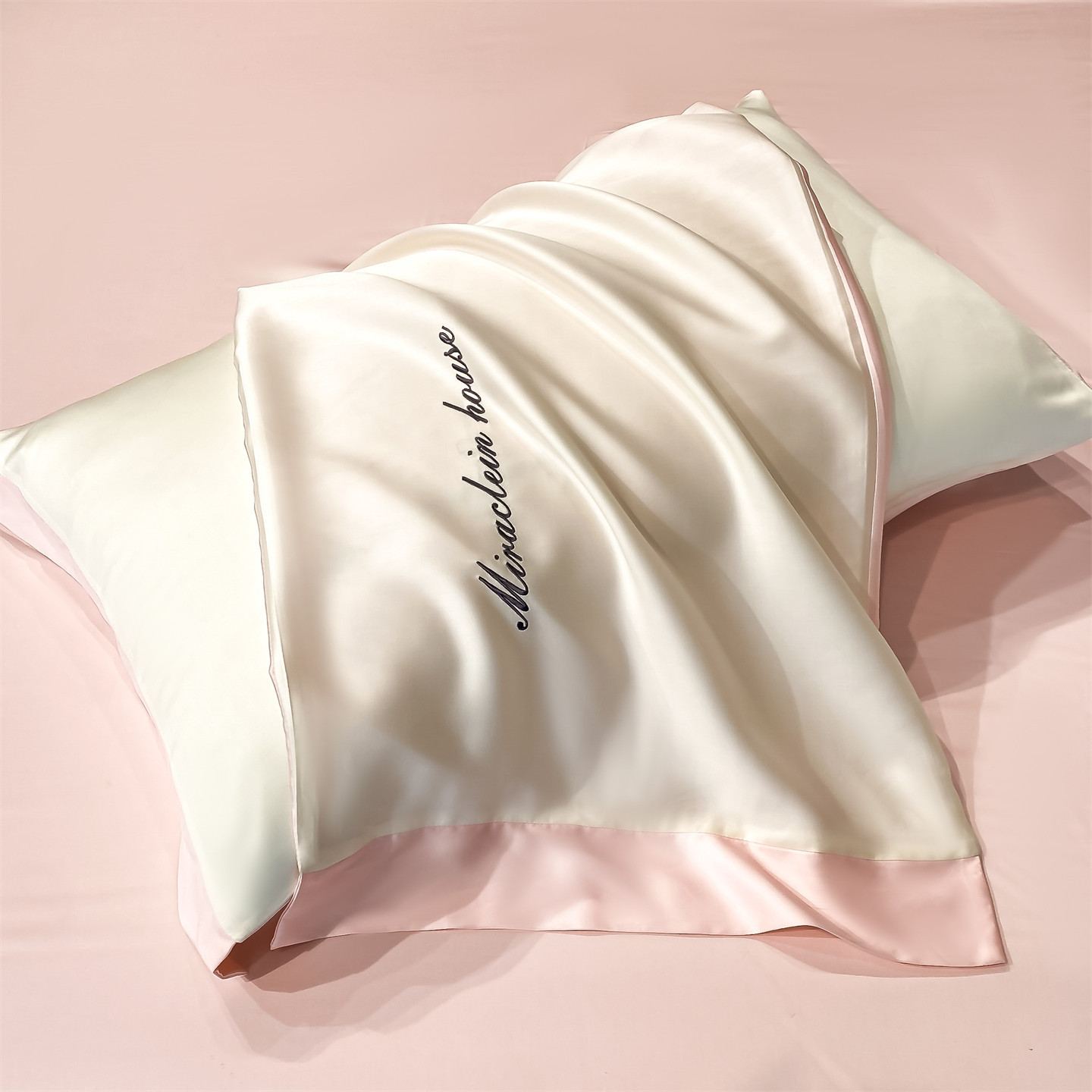 Luxury Embroidered Four Piece Ice Silk Bedding Set For Summer_voghion.com