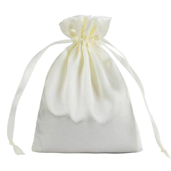 Source factory in stock wholesale satin bag imitation silk underwear storage bag jewelry dust bag