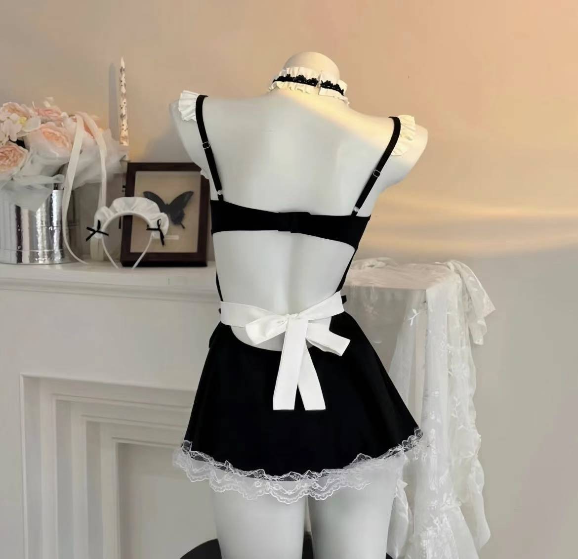 Maid Roleplay Lingerie Set with Underwire Push-Up Dress, Headband and Apron — detail image 3