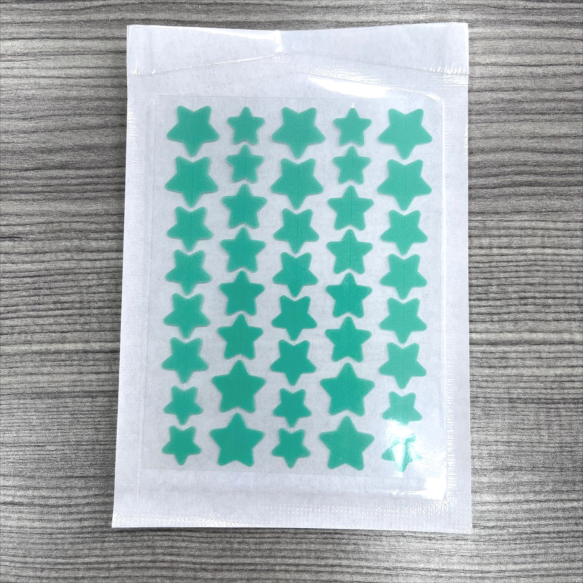 El acné parche hecho a mano estéril tridimensional acné eliminación de dibujos animados de color estrella acné marca parche cicatriz que cubre estudiante artificial 36 tabletas transfronterizas