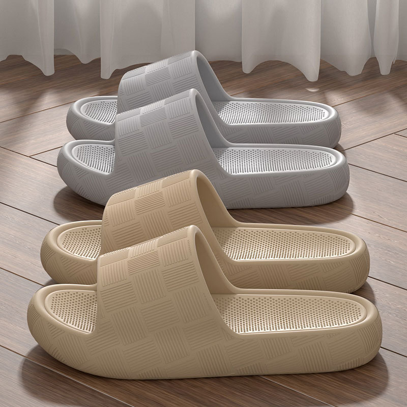 Stepping on excrement sense eva slippers for women summer new couples bathroom bath non-slip home indoor four-season slippers for men