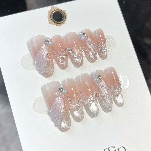【White Moon Gauze】Purely Handmade Wearable Nails with Gentle Shimmer, Cat-Eye Effect, Pure White Wedding Nails, Pure and Desirable for a Fairer Complexion, Beautiful Wearable Nails